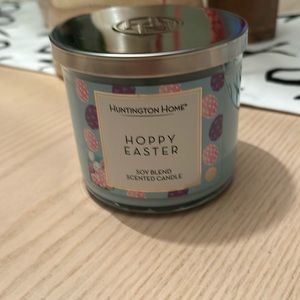 NWT Hoppy Easter Candle SORRY NO BUNDLING *** SEE IN DESCRIPTION